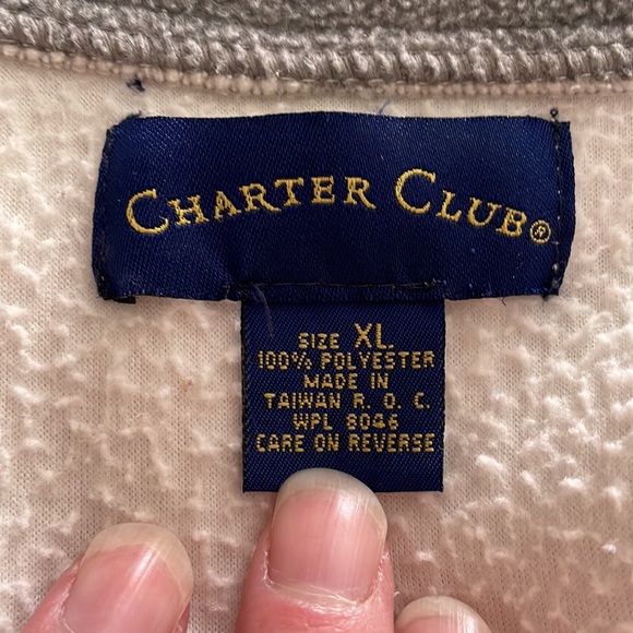 Charter Club XL Fleece Vest - White with Gray around inside collar - Picture 8 of 11